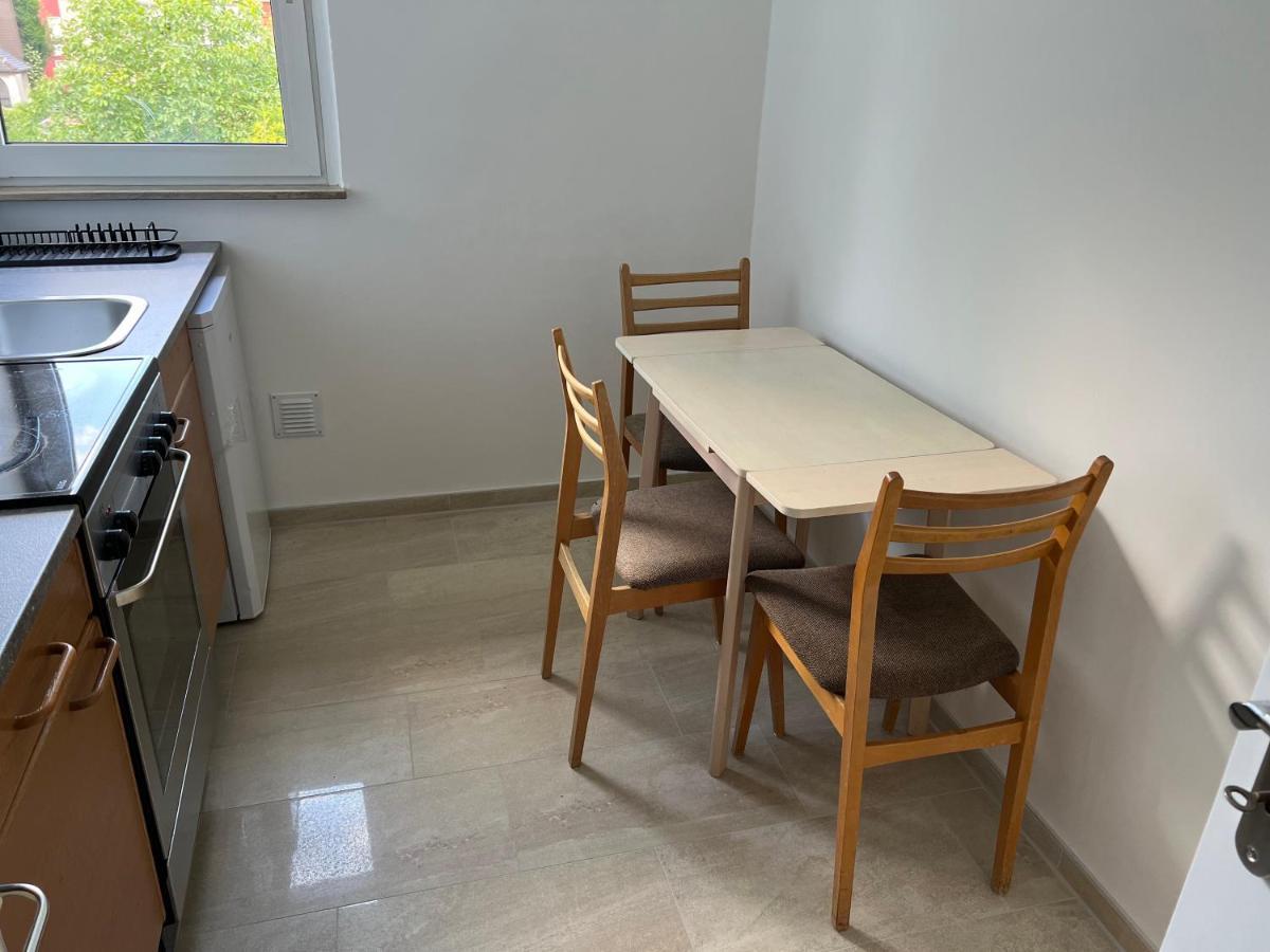 Apartment In Speldorf มึลไฮม์ อันแดร์ รัวร์ ภายนอก รูปภาพ